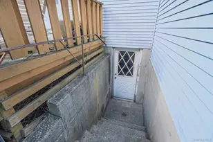 236 New York Ave, Bay Shore, NY 11706 - Photo 27