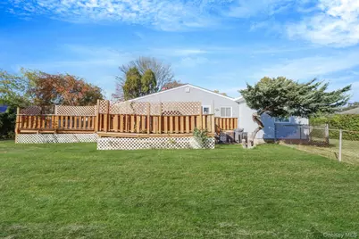236 New York Avenue, Bay Shore, NY 11706 - Photo 31
