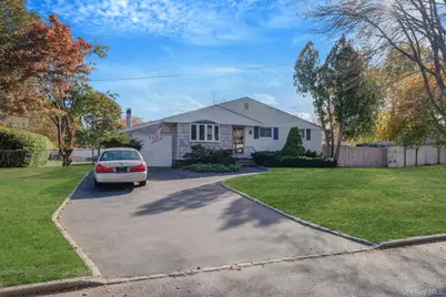 236 New York Avenue, Bay Shore, NY 11706 - Photo 1