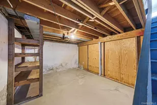 236 New York Ave, Bay Shore, NY 11706 - Photo 21