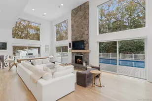 17 Lyme Ln, East Hampton, NY 11937 - Photo 5