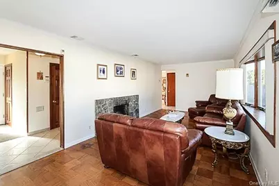 81 Ward Street, Westbury, NY 11590 - Photo 7