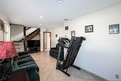 81 Ward Street, Westbury, NY 11590 - Photo 19