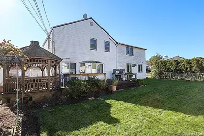 81 Ward Street, Westbury, NY 11590 - Photo 31
