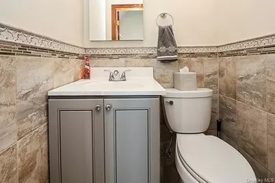 81 Ward Street, Westbury, NY 11590 - Photo 5