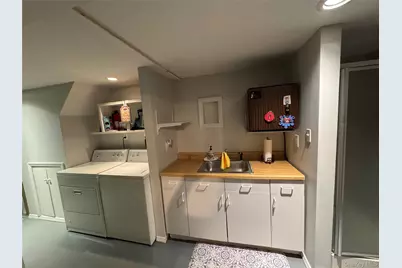 6922 64th Place, Ridgewood, NY 11385 - Photo 25