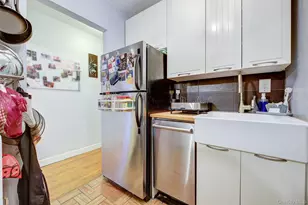 66-01 Burns St, Rego Park, NY 11374 - Photo 9