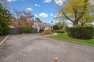 757 Belmore Ave, Islip Terrace, NY 11752 - Photo 25