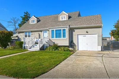 115 Old Farmingdale Road, West Babylon, NY 11704 - Photo 3