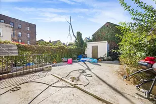 760 E 221st St, Bronx, NY 10467 - Photo 17