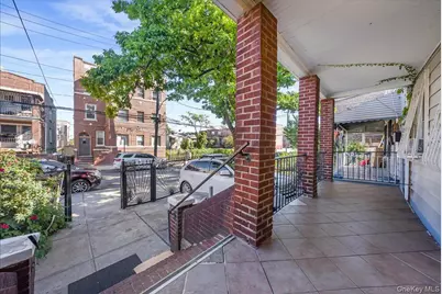 760 E 221st Street, Bronx, NY 10467 - Photo 5