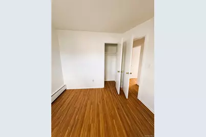 131 Roslyn Road #2nd Floor, Mineola, NY 11501 - Photo 3