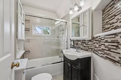 194 Valentine Street, Yonkers, NY 10704 - Photo 23