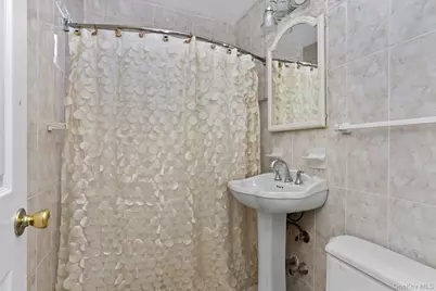 30 E Hartsdale Avenue #4D, Hartsdale, NY 10530 - Photo 25