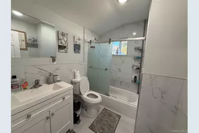 51 Bruce Lane, Brentwood, NY 11717 - Photo 17