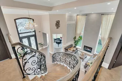 108 Fig Drive, Dix Hills, NY 11746 - Photo 25