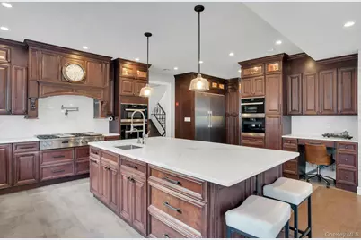 108 Fig Drive, Dix Hills, NY 11746 - Photo 21