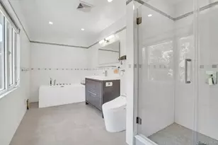 108 Fig Dr, Dix Hills, NY 11746 - Photo 27