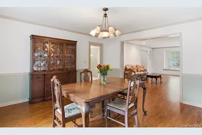15 Arbor Court, Bohemia, NY 11716 - Photo 13