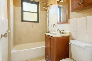 154 Pearsall Dr, Mount Vernon, NY 10552 - Photo 9