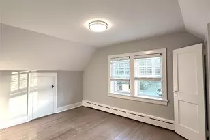 24 Pegs Ln, Riverhead, NY 11901 - Photo 9