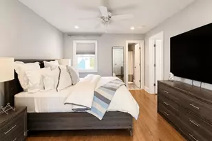 24 Pegs Ln, Riverhead, NY 11901 - Photo 11