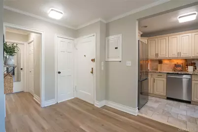 4 Field End Lane #2R, Eastchester, NY 10709 - Photo 3