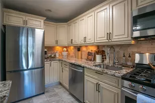 4 Field End Ln, Eastchester, NY 10709 - Photo 11