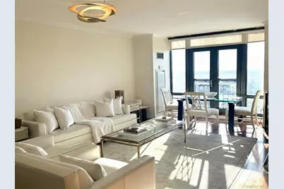 10 City Place #PH2C, White Plains, NY 10601 - Photo 1
