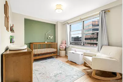 70-25 Yellowstone Boulevard #6T, Forest Hills, NY 11375 - Photo 9