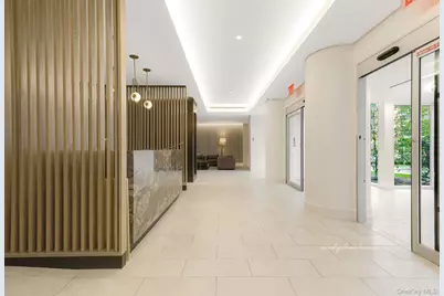 70-25 Yellowstone Boulevard #6T, Forest Hills, NY 11375 - Photo 27