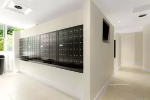 70-25 Yellowstone Blvd, Forest Hills, NY 11375 - Photo 29