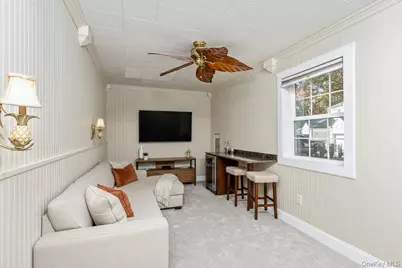 17 Pidgeon Court, Manorville, NY 11949 - Photo 15