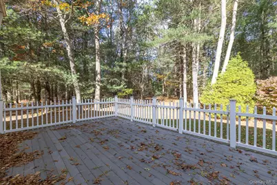 17 Pidgeon Court, Manorville, NY 11949 - Photo 23