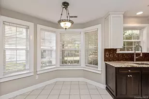 17 Pidgeon Ct, Manorville, NY 11949 - Photo 5