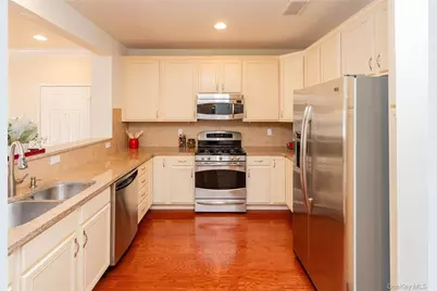 919 Saratoga Lane, Fishkill, NY 12524 - Photo 15