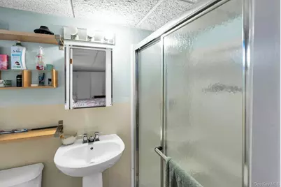 34 Winston Drive, Smithtown, NY 11787 - Photo 27