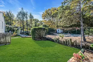 34 Winston Dr, Smithtown, NY 11787 - Photo 33