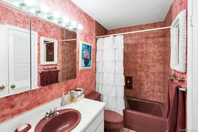 34 Winston Drive, Smithtown, NY 11787 - Photo 15