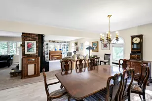 34 Winston Dr, Smithtown, NY 11787 - Photo 7