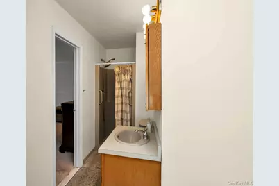 34 Winston Drive, Smithtown, NY 11787 - Photo 21