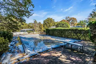 34 Winston Dr, Smithtown, NY 11787 - Photo 31