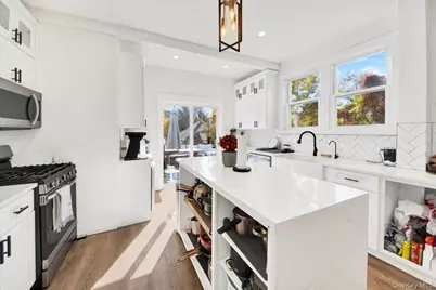 1 Slocum Street, New Rochelle, NY 10801 - Photo 7