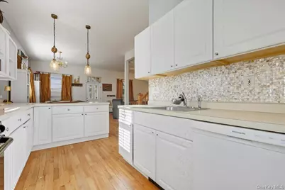 5 9th Street, Bayville, NY 11709 - Photo 15