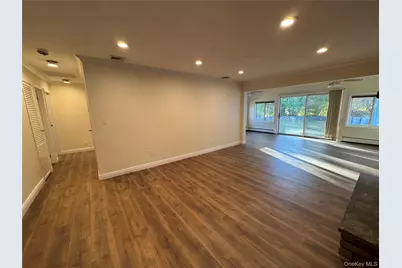 7 Mercadante Place, Glen Cove, NY 11542 - Photo 3