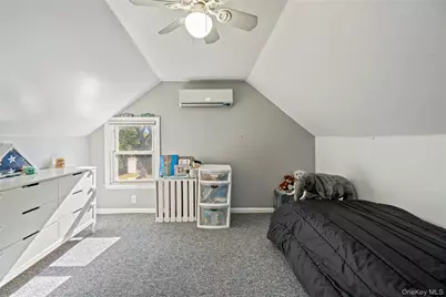 48 Farmers Avenue, Lindenhurst, NY 11757 - Photo 21