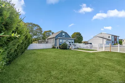 48 Farmers Avenue, Lindenhurst, NY 11757 - Photo 1
