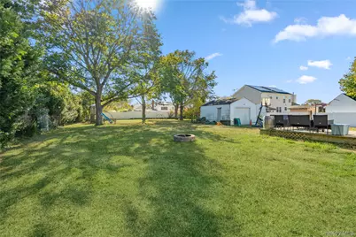 48 Farmers Avenue, Lindenhurst, NY 11757 - Photo 23