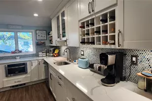 1567 Grundy Ave, Holbrook, NY 11741 - Photo 5