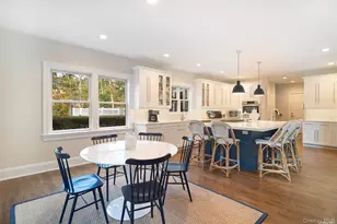 37 Arbutus Rd, Quogue, NY 11959 - Photo 9